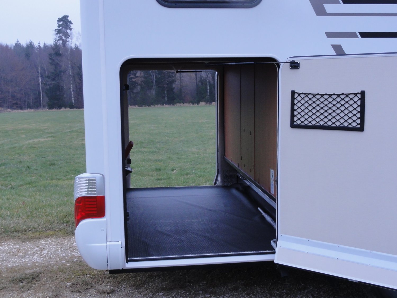 Bild konnte leider nicht geladen werden.